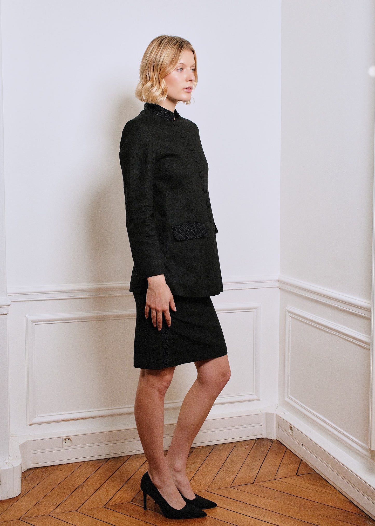 Anne Linen & Satin Jacket in black