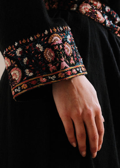 Isabelle Pashmina Dress in black