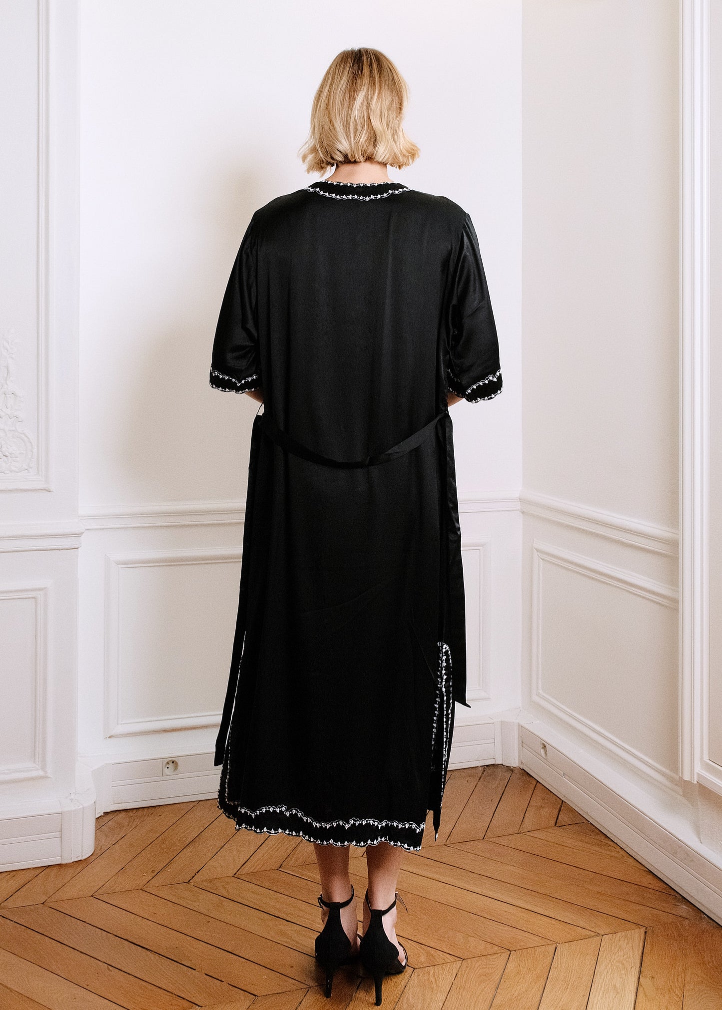 Marilyn Silk Nightgown in black