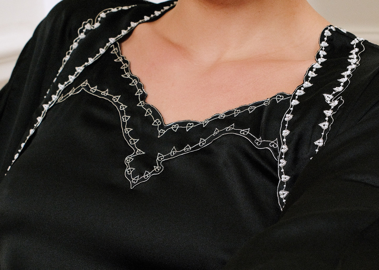 Marilyn Silk Nightgown in black
