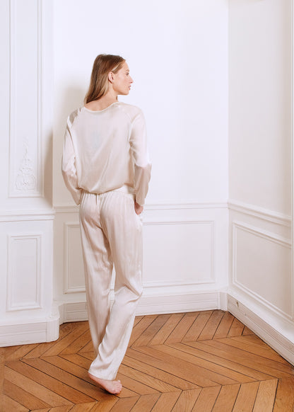 MARY SILK TOP WITH TROUSERS in off-white