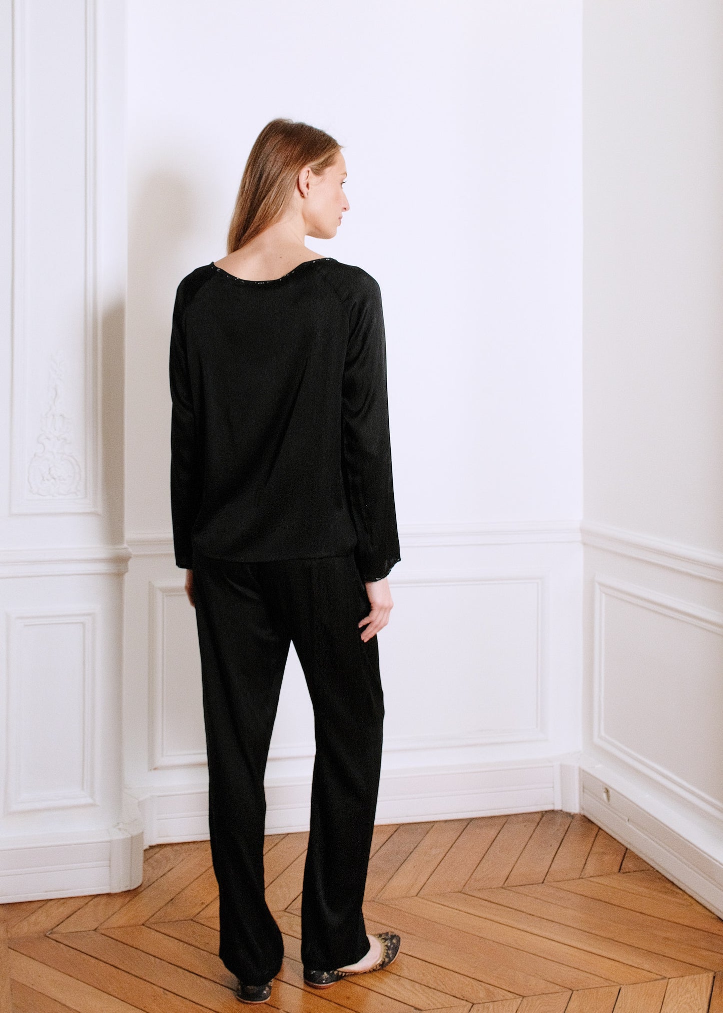 MARY SILK TOP WITH TROUSERS in black