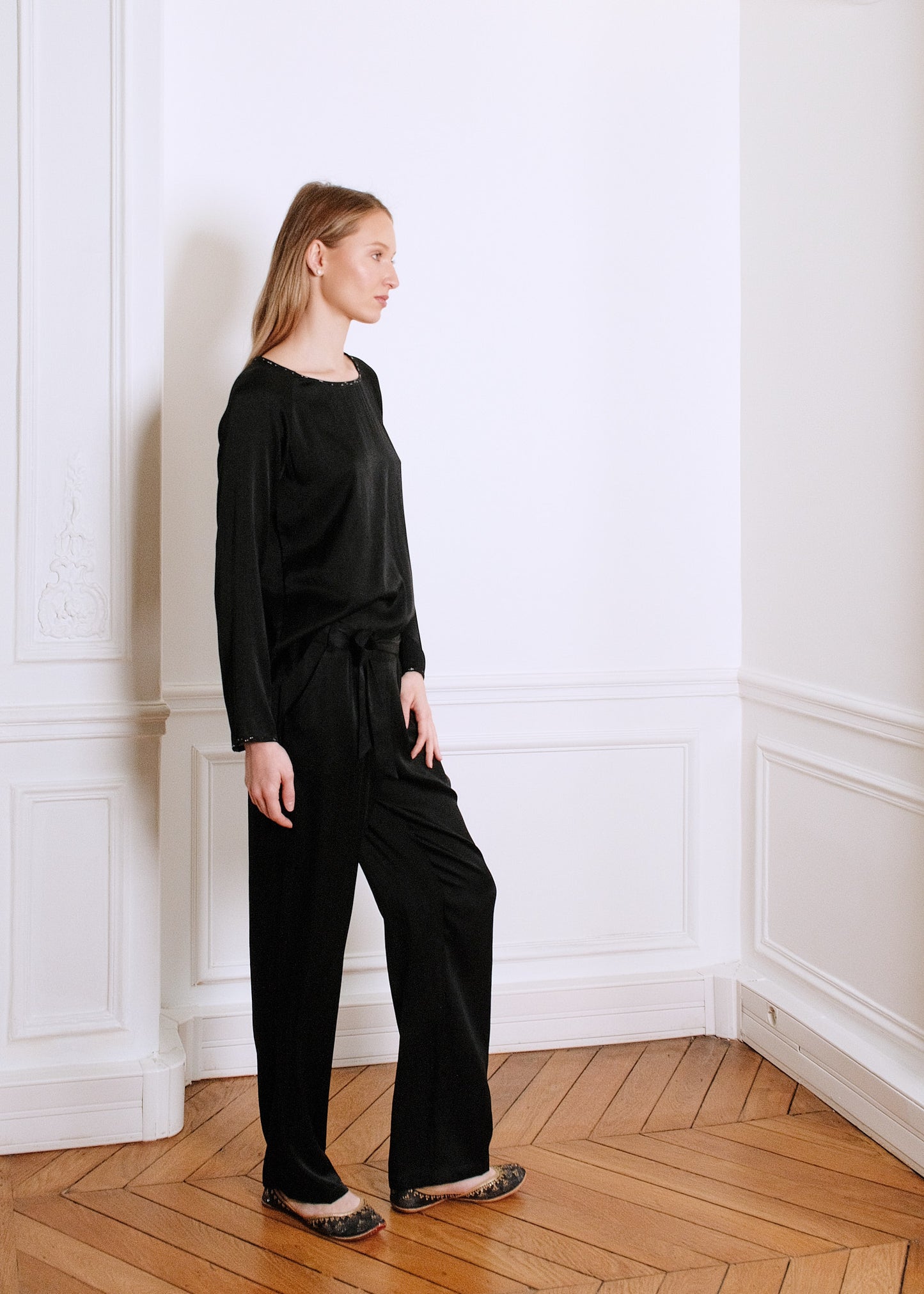 MARY SILK TOP WITH TROUSERS in black