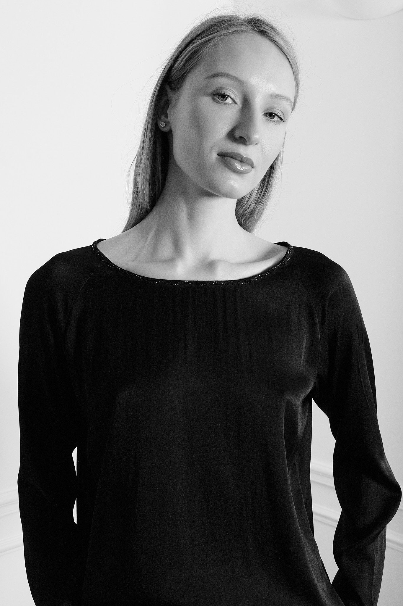 MARY SILK TOP WITH TROUSERS in black
