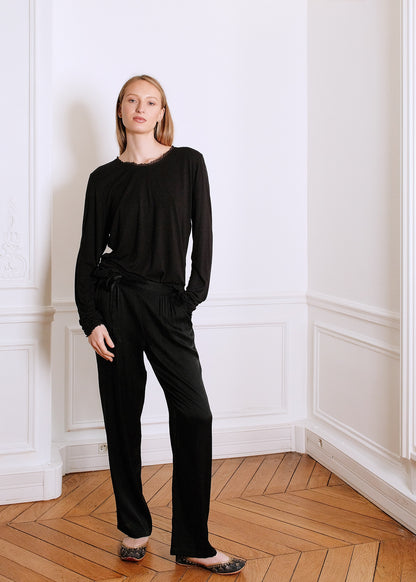 FROU-FROU T-SHIRT IN BLACK