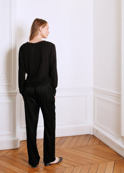 FROU-FROU T-SHIRT IN BLACK