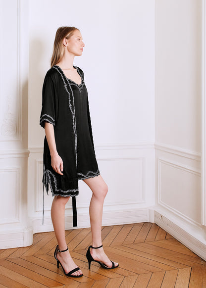 Liz Silk Night Robe in black
