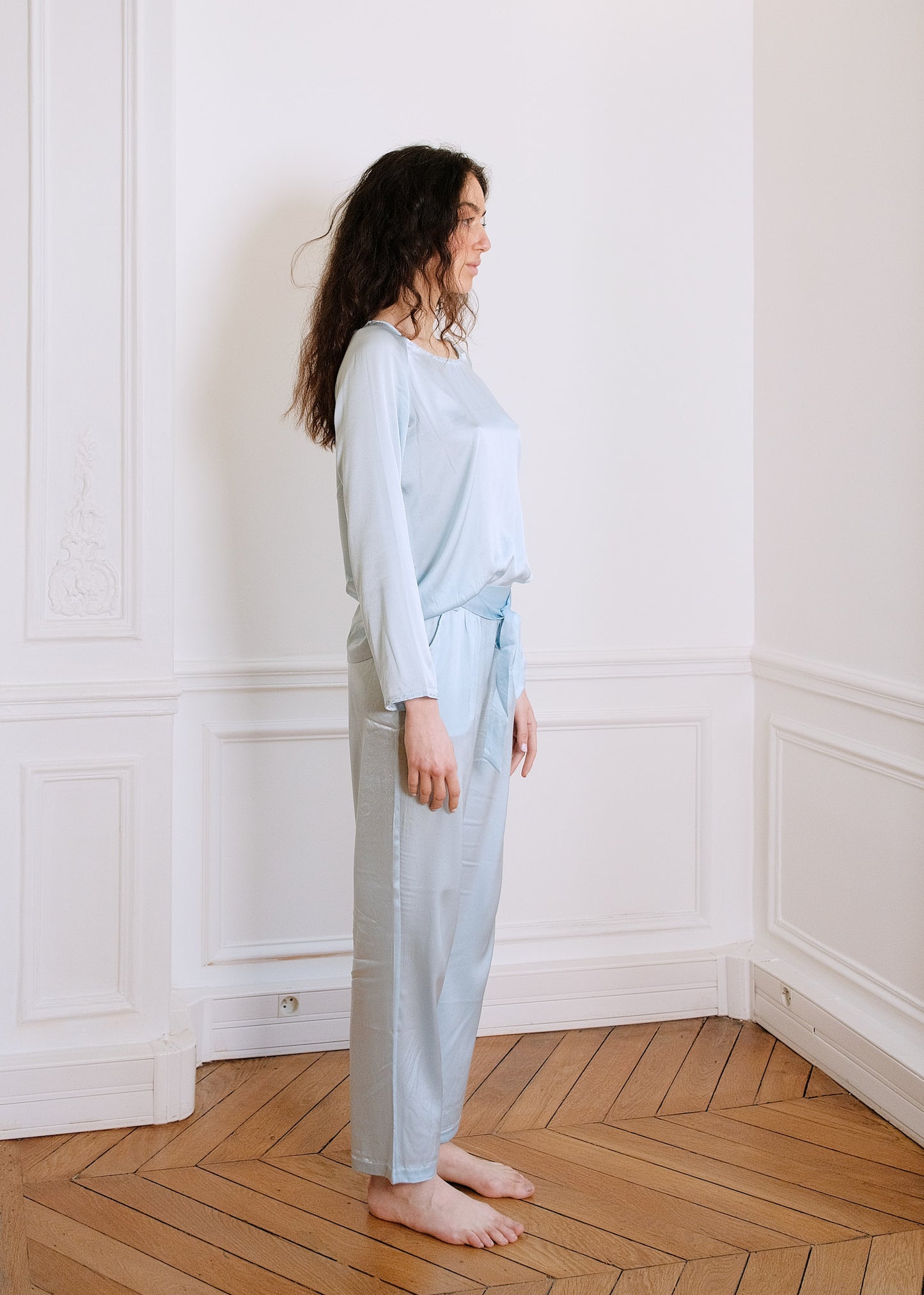 MARY SILK TOP WITH TROUSERS in blue